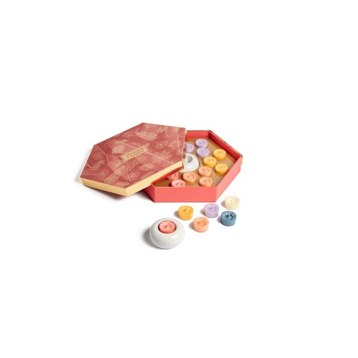 Yankee Candle 18 Tea Light 1 Holder Gift Set - The Last Paradises Collection
